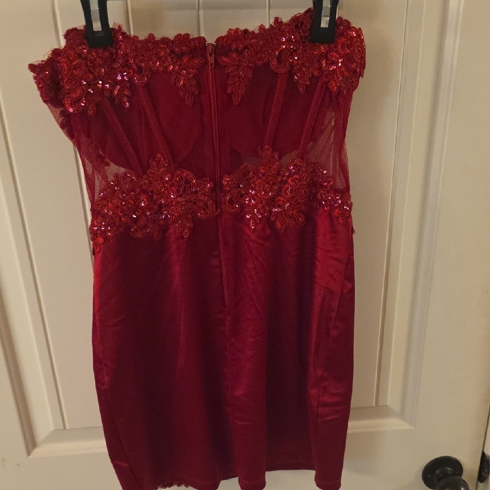 Windsor Strapless Ruby Sequin Dress - image 5